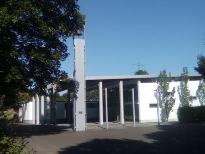 Bild vergrößern: Trauerhalle Stadtallendorf Friedhof